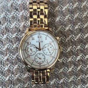 Guess Gold-Tone Stainless Bracelet Watch with White Dial